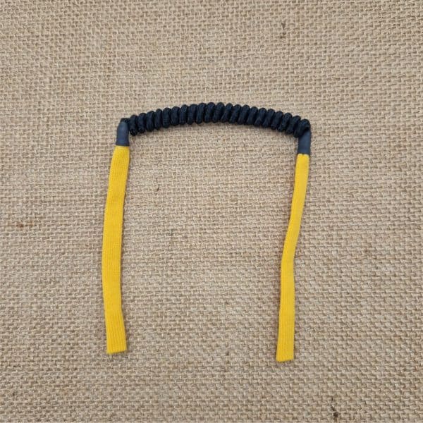 Cordon de lunettes Adulte Sport auto ajustable. Cordon de lunettes fixation chaussette sur la branche, tortillon flexible auto ajustable à l'arrière de la tête Jaune foncé