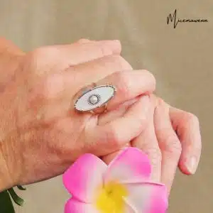 Bague Ovale Acier inoxydable - ajustable - Motif perle de rivière - Taille motif : 13 x 28 mm env