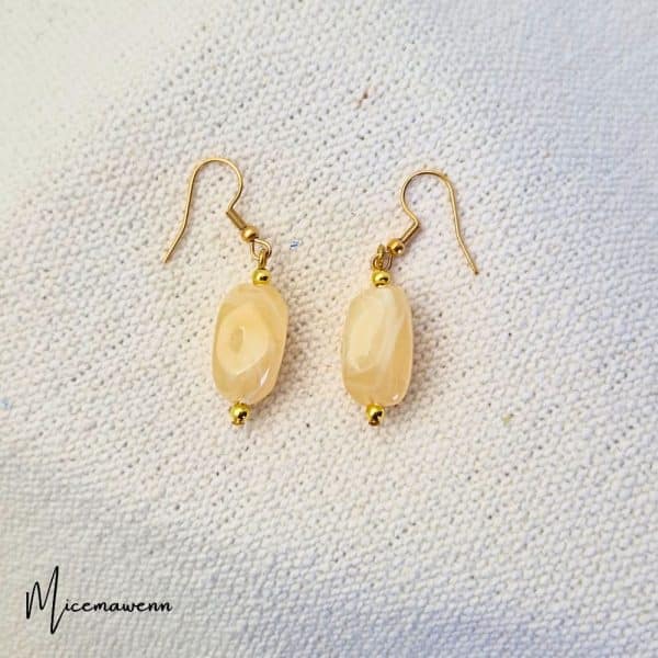 Boucles d'oreilles pendantes acier inoxydable perles baroque crème marbré
