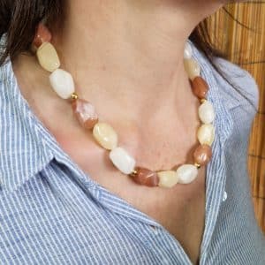 Collier perles baroque crème, blanc caramel marbré
